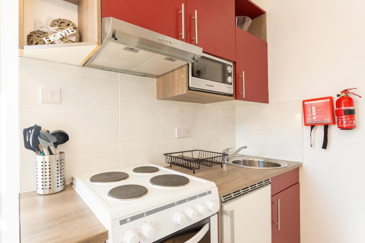 Modern And Chic Flat For 2 People In West Kilburn By Queen's Park Londen